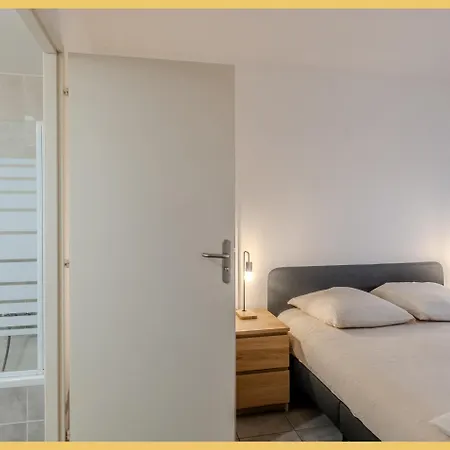 L'hermitage I T2 I *